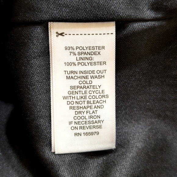 Cable & Gauge NWT Large Black & Silver Ombre Sequin Sleeveless Halter Blouse - Picture 4 of 8